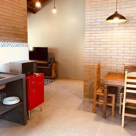 Vila Calavi Apartment เซาเบนโตโดซาปูไค ภายนอก รูปภาพ